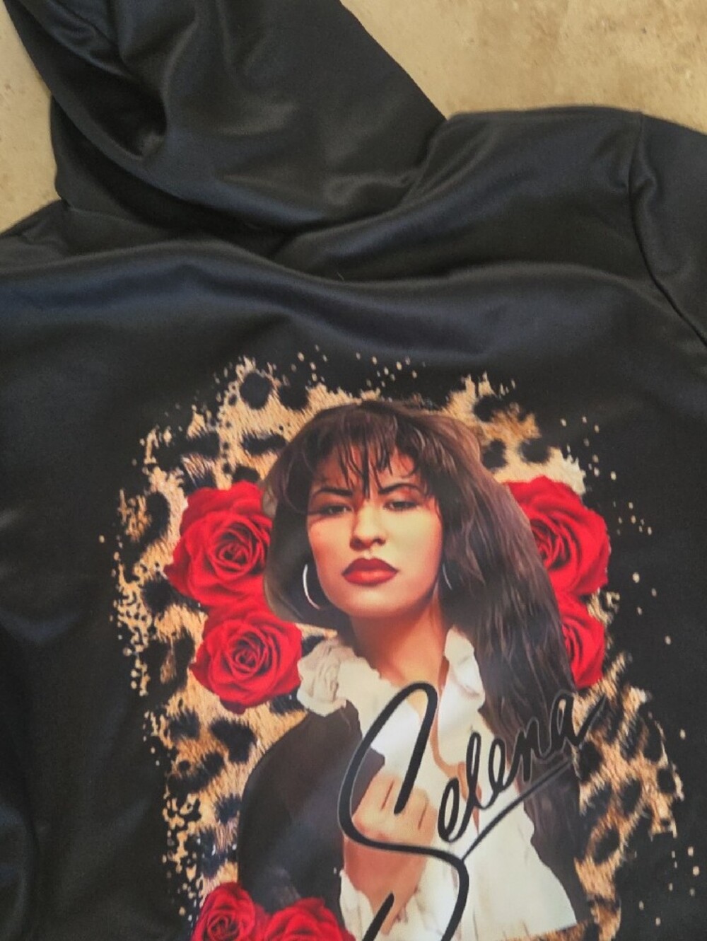 Selena Black Graphic Hoodie with Red Rose Print Unisex Medium - Picture 8 of 8